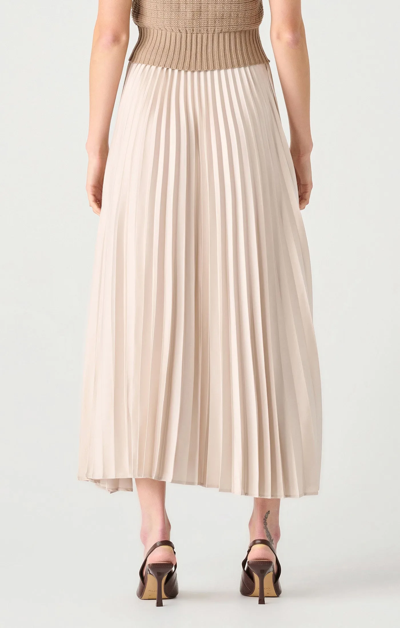 Pull On Pleated Maxi Skirt