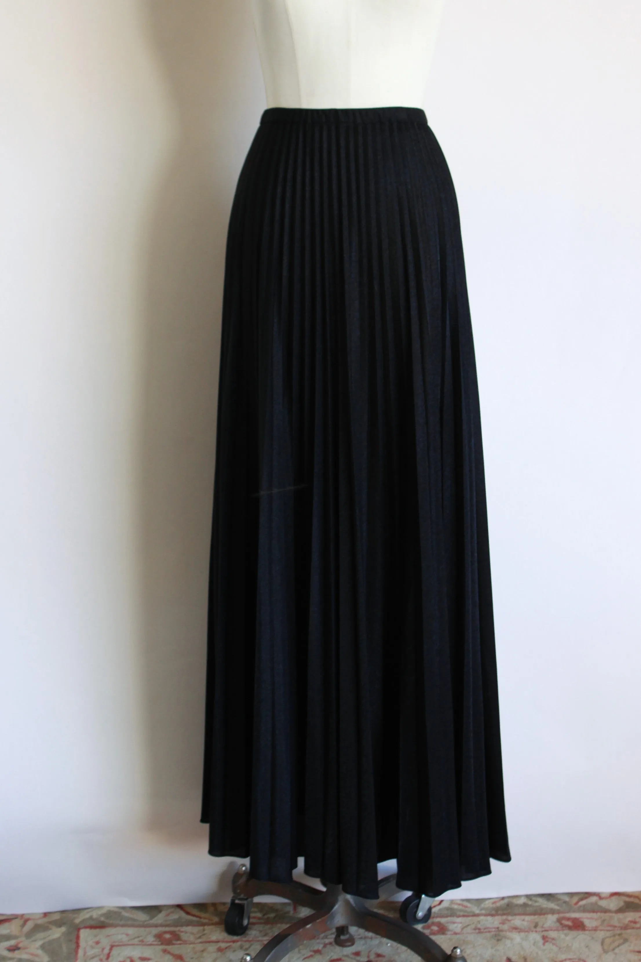 Vintage 1980s Broomstick Pleated Maxi Skirt